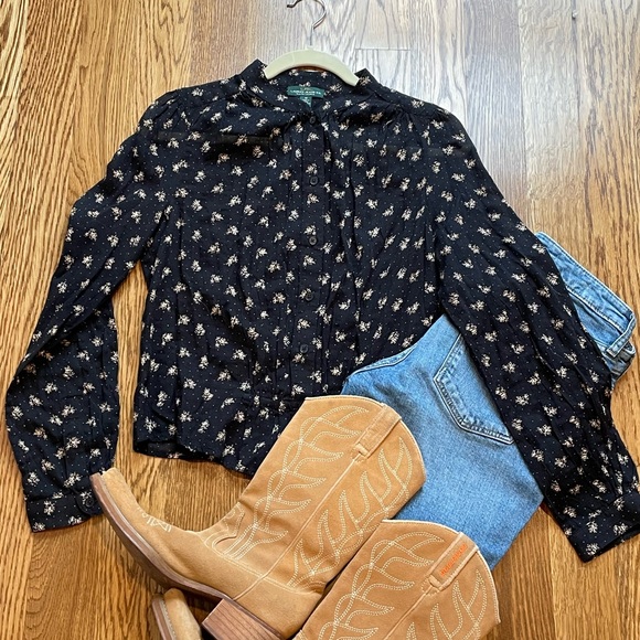 Lauren Ralph Lauren Tops - Ralph Lauren Jeans black gold floral button down with ruched back 🤩